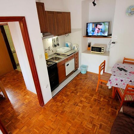 Guesthouse Marija 诺维·维诺多尔斯基 外观 照片