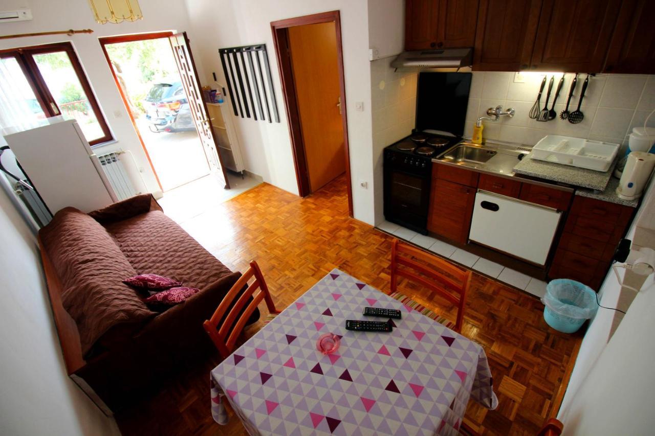 Guesthouse Marija 诺维·维诺多尔斯基 外观 照片