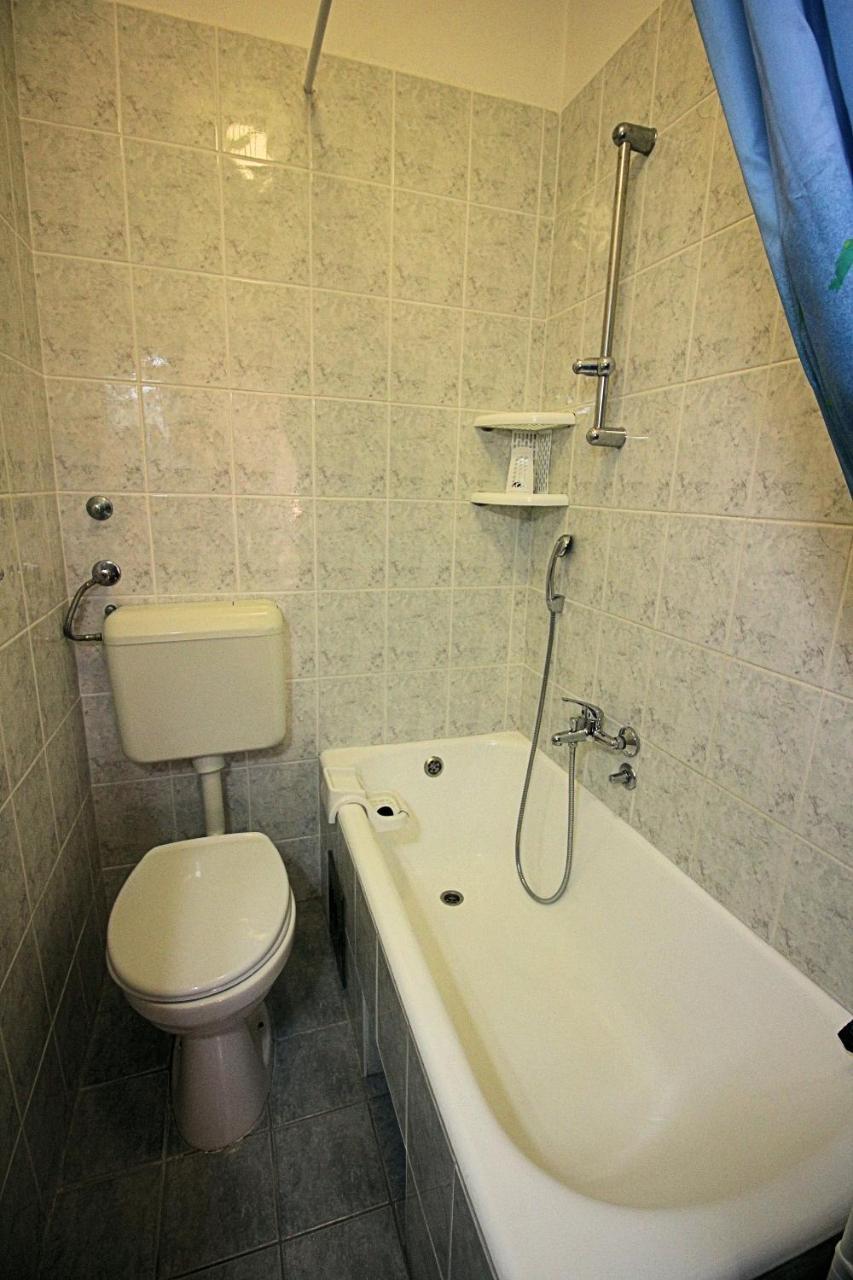 Guesthouse Marija 诺维·维诺多尔斯基 外观 照片