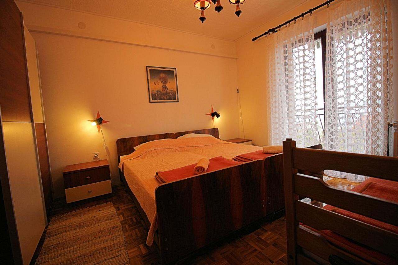 Guesthouse Marija 诺维·维诺多尔斯基 外观 照片