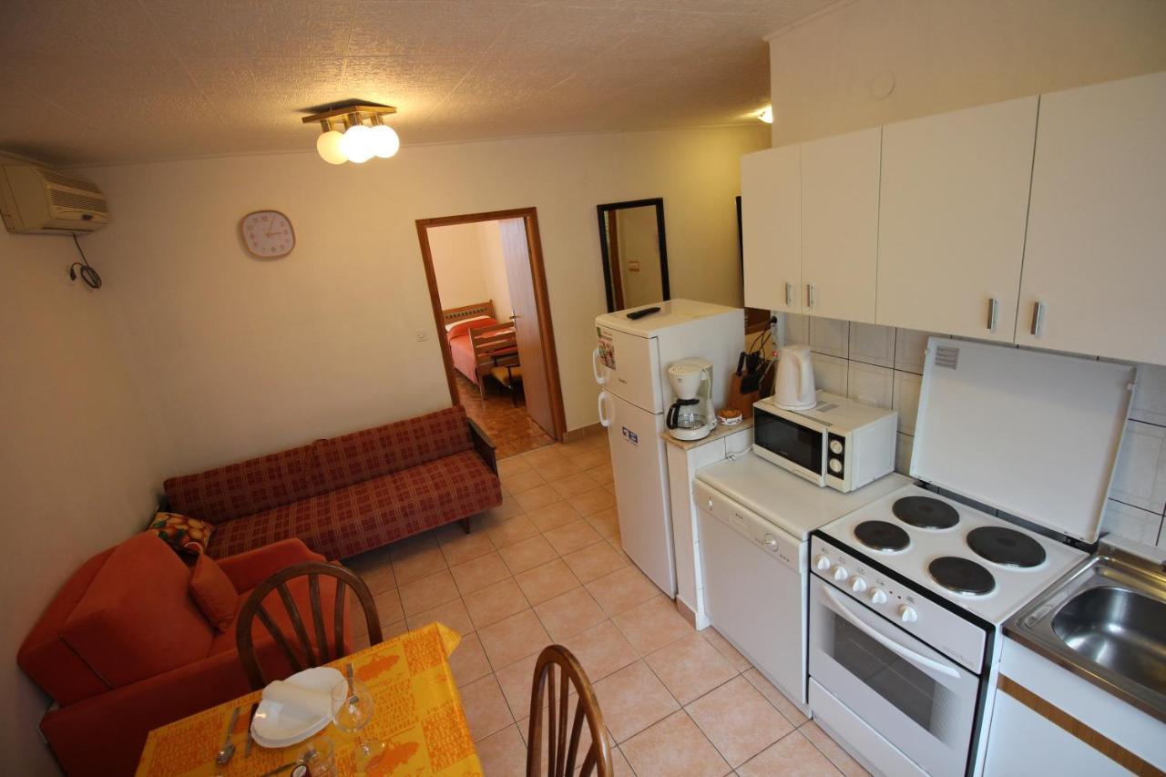 Guesthouse Marija 诺维·维诺多尔斯基 外观 照片