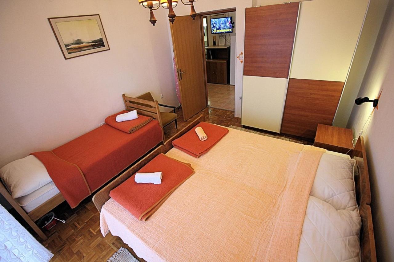 Guesthouse Marija 诺维·维诺多尔斯基 外观 照片
