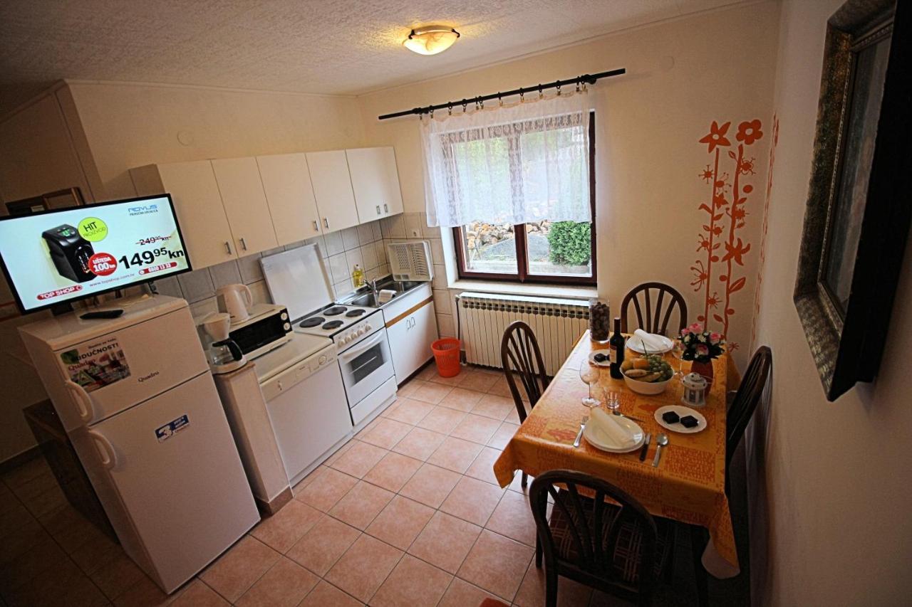 Guesthouse Marija 诺维·维诺多尔斯基 外观 照片