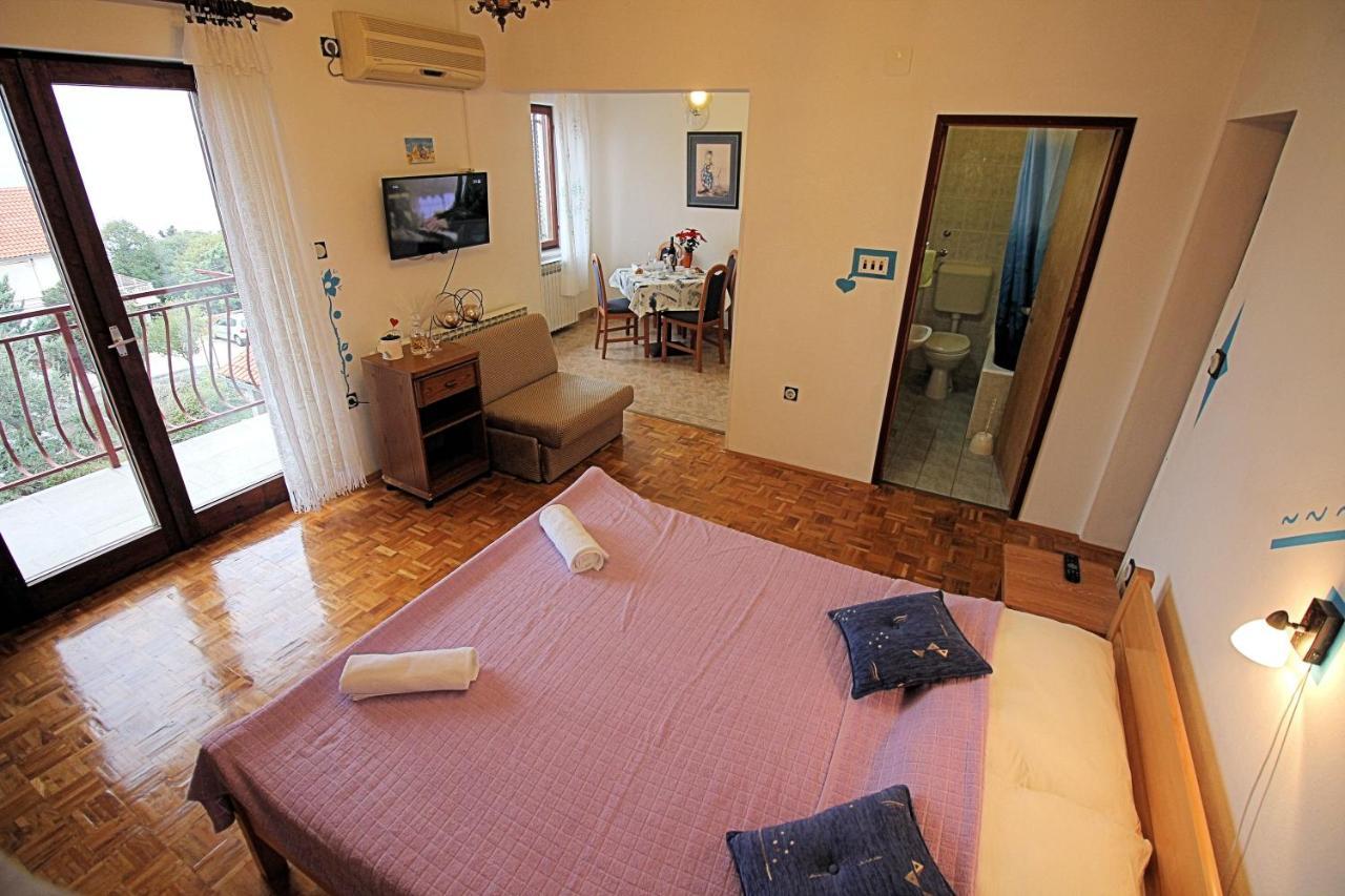 Guesthouse Marija 诺维·维诺多尔斯基 外观 照片