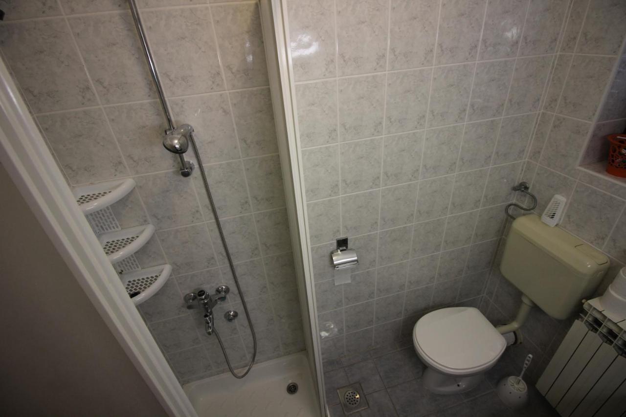 Guesthouse Marija 诺维·维诺多尔斯基 外观 照片